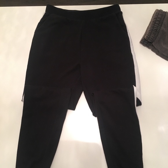 Sweats - Picture 2 of 4